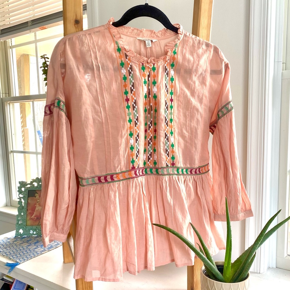 Lucky Brand US size S peach embroidered Aztec pattern sheer tunic